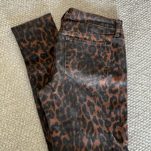 JOE’S Wild Mid Rise Skinny in Leopard